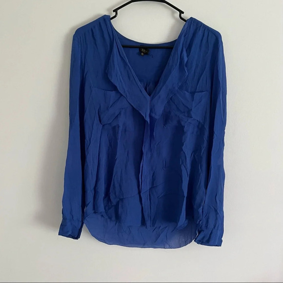 1 🧡 Aritzia Talula Silk Long Sleeve Top - Picture 1 of 3